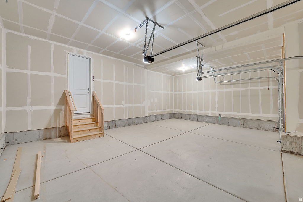 8638 N HALLORAN CT #1329 Lake Point, UT 84074