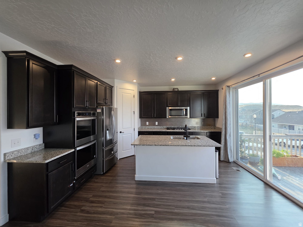 7172 W ECHOMOUNT RD West Valley City, UT 84081