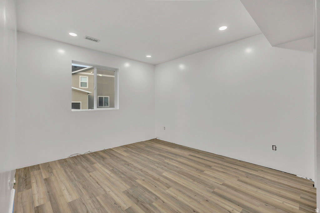 7172 W ECHOMOUNT RD West Valley City, UT 84081