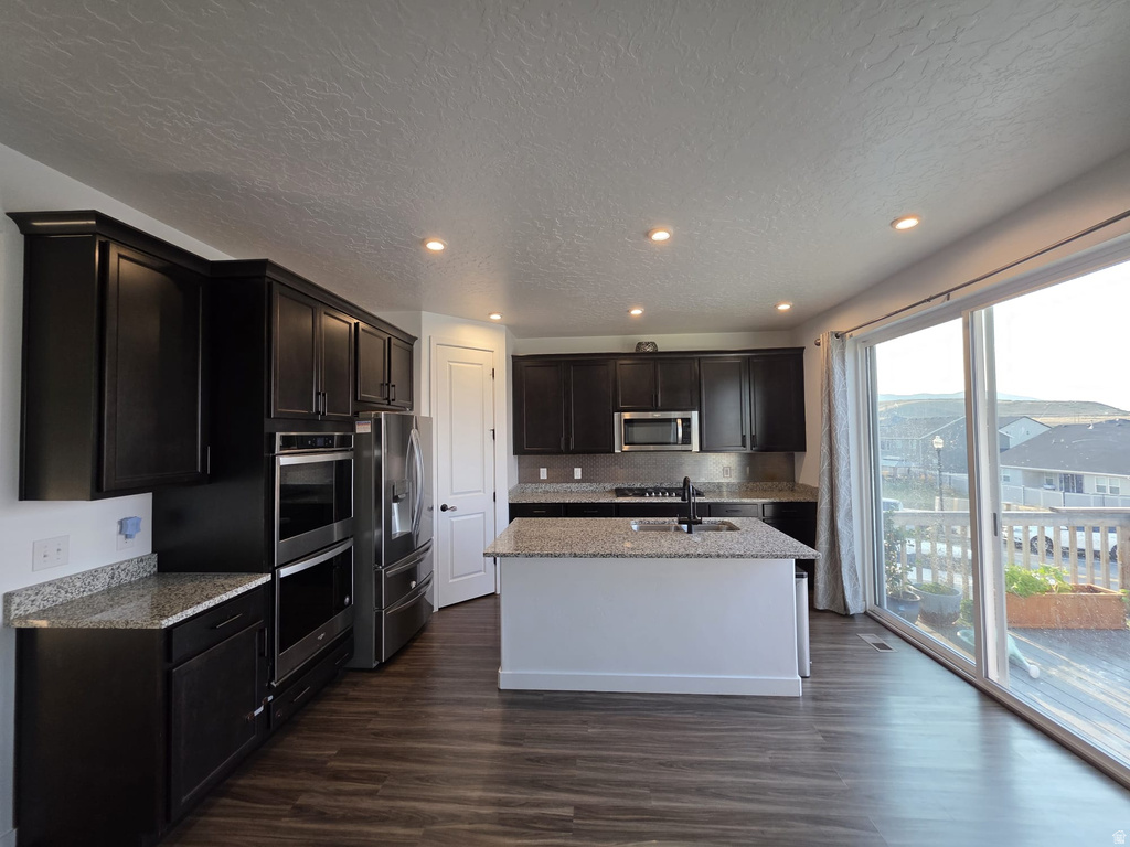 7172 W ECHOMOUNT RD West Valley City, UT 84081