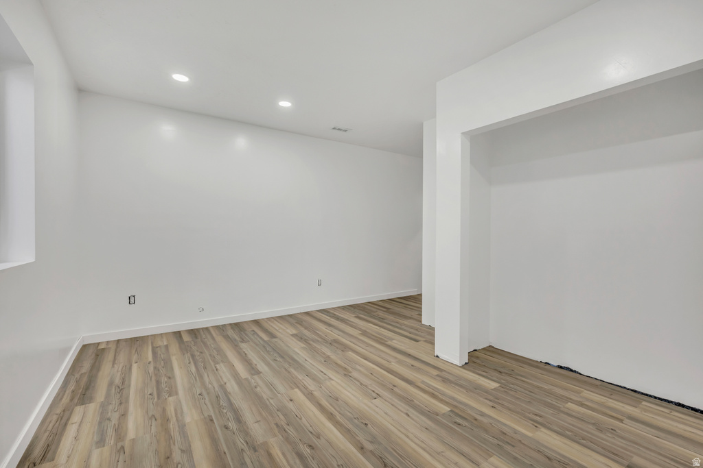 7172 W ECHOMOUNT RD West Valley City, UT 84081