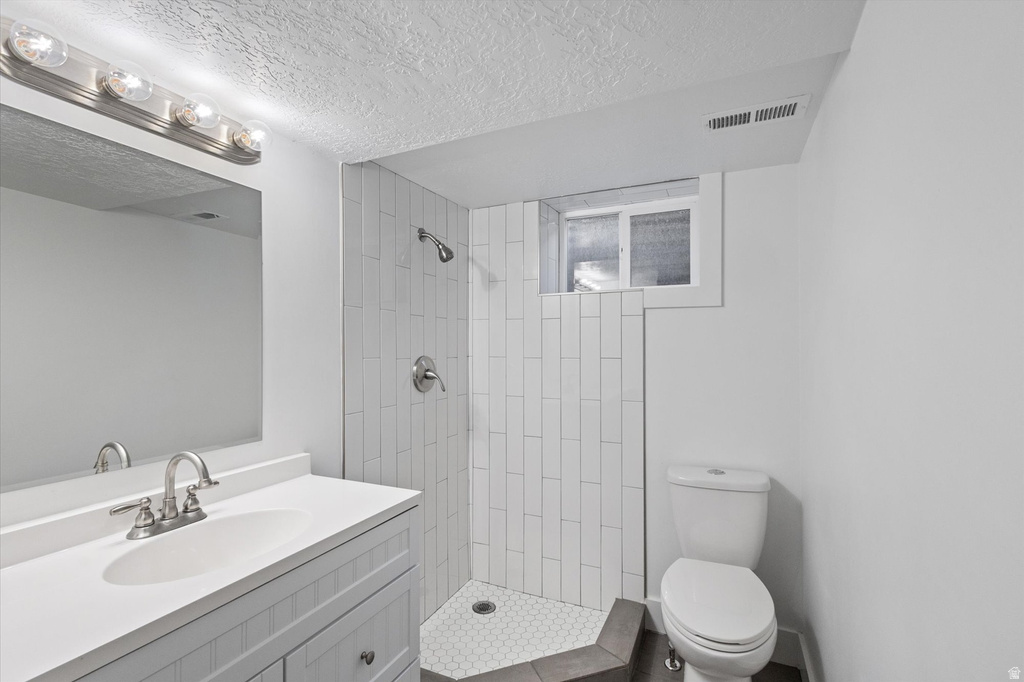 9977 S LANNAE DR Sandy, UT 84094