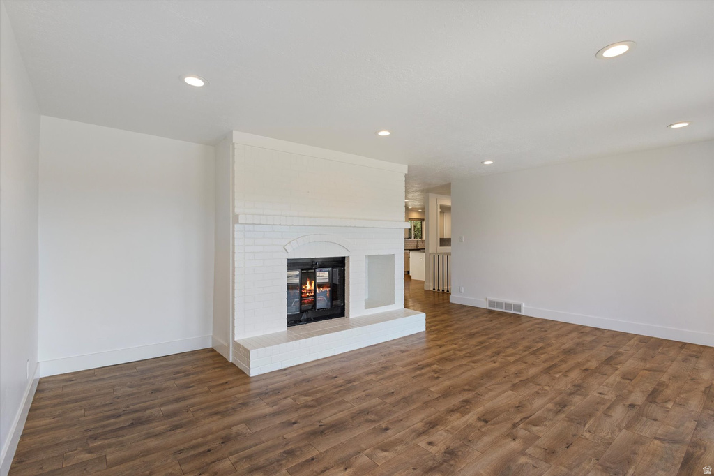 9977 S LANNAE DR Sandy, UT 84094