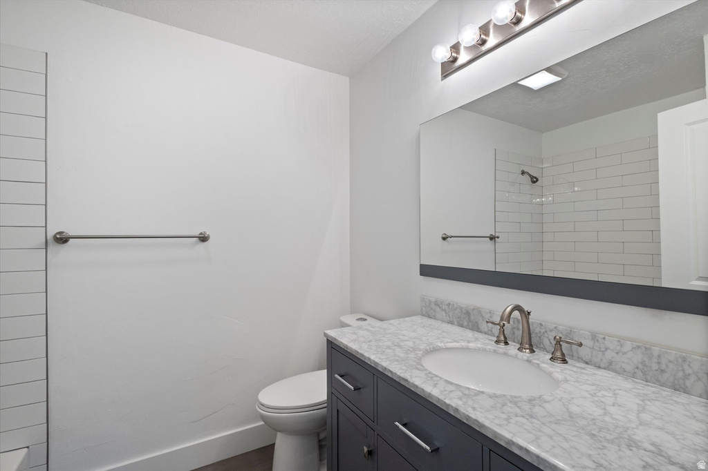 9977 S LANNAE DR Sandy, UT 84094