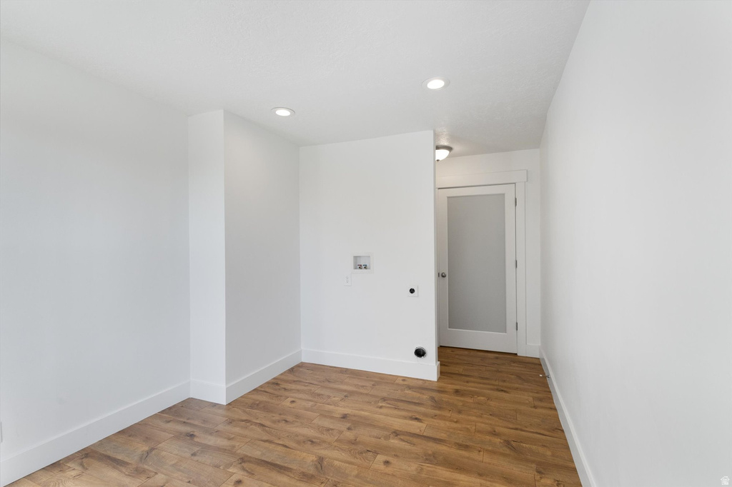 9977 S LANNAE DR Sandy, UT 84094