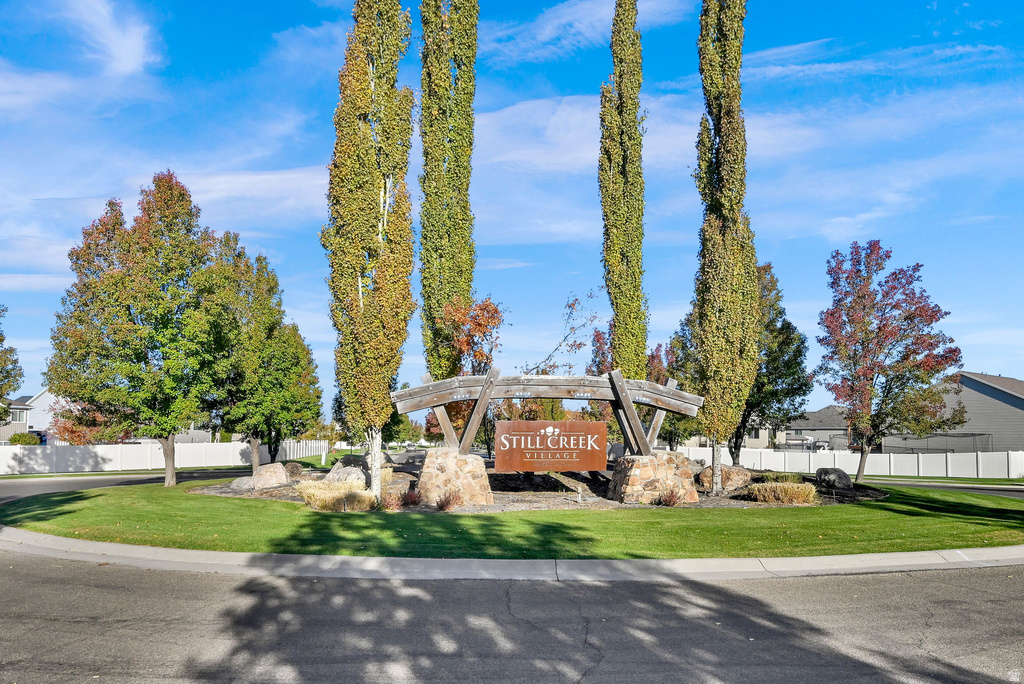 3080 N 3325 W Plain City, UT 84404