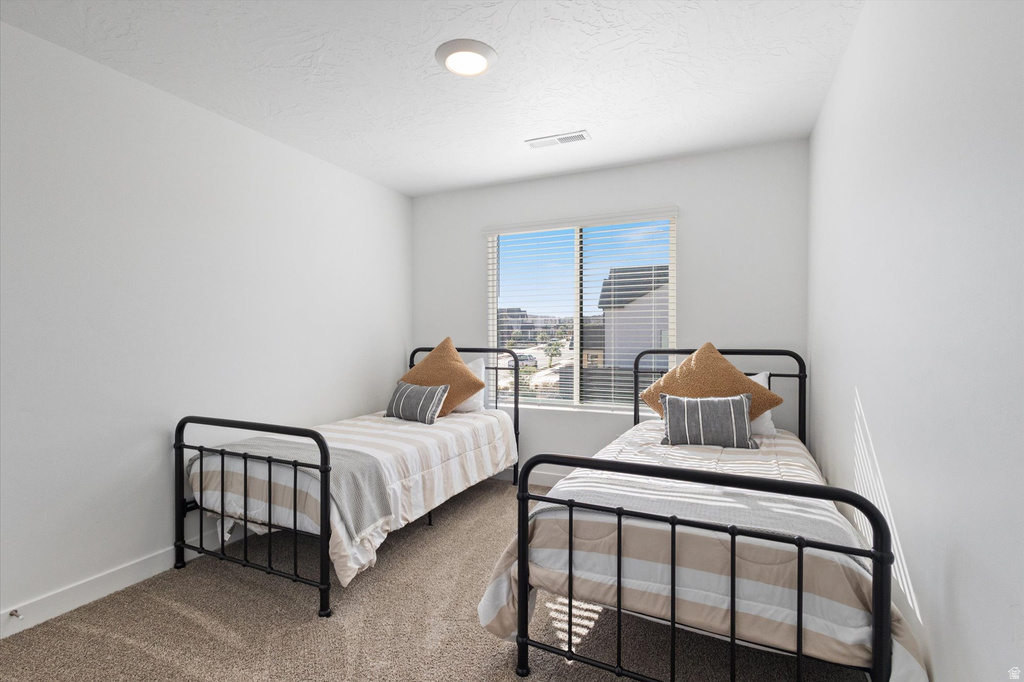 1604 S CEDAR MESA DR Washington, UT 84780