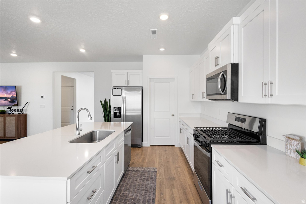 1604 S CEDAR MESA DR Washington, UT 84780