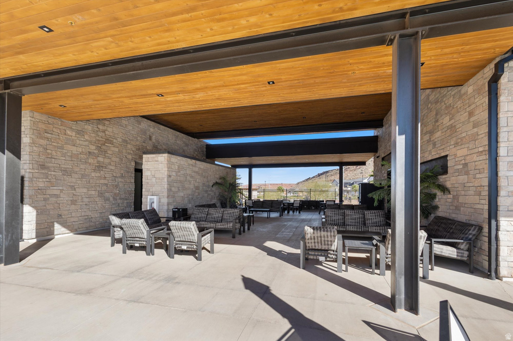 1604 S CEDAR MESA DR Washington, UT 84780