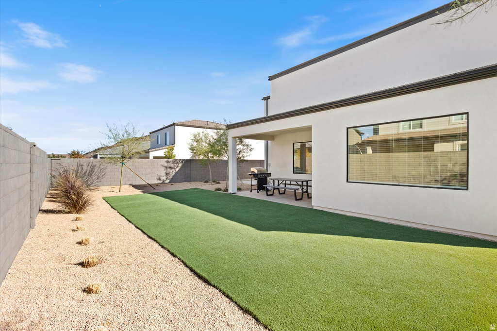 1604 S CEDAR MESA DR Washington, UT 84780