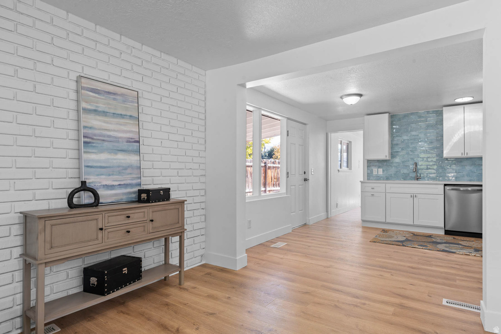 730 W 1400 S Woods Cross, UT 84087