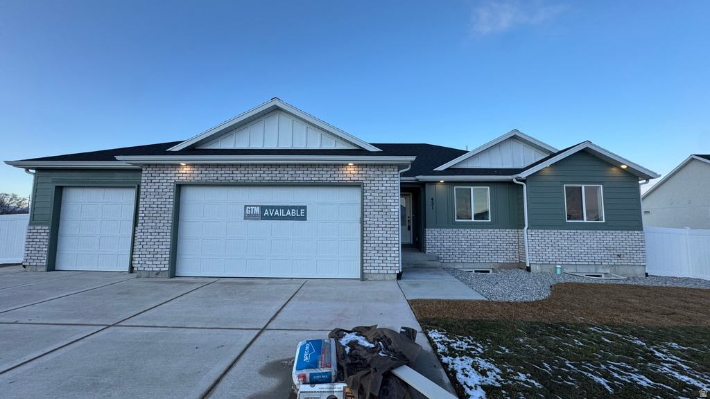 421 E Stafford St #134