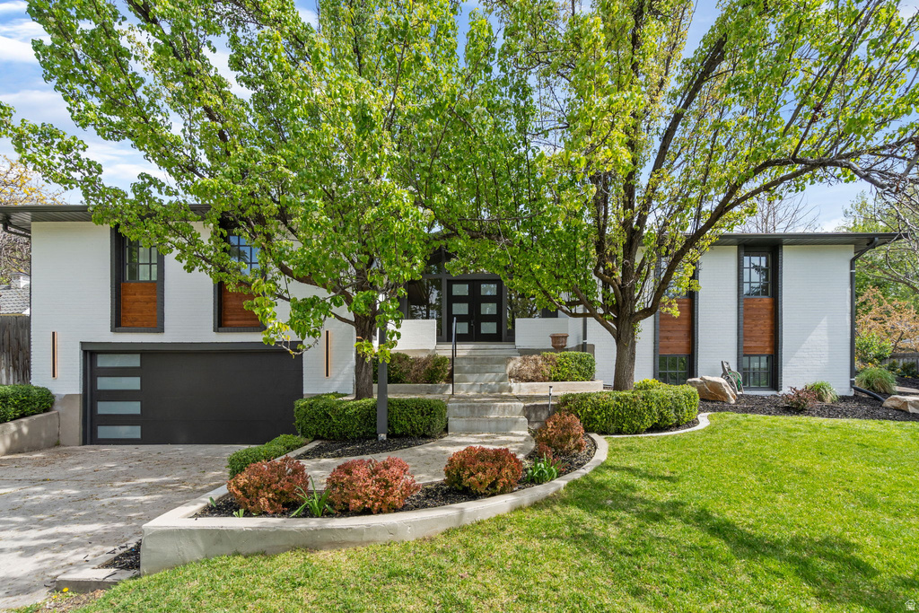 2234 E WILLOW BROOK WAY Sandy, UT 84092