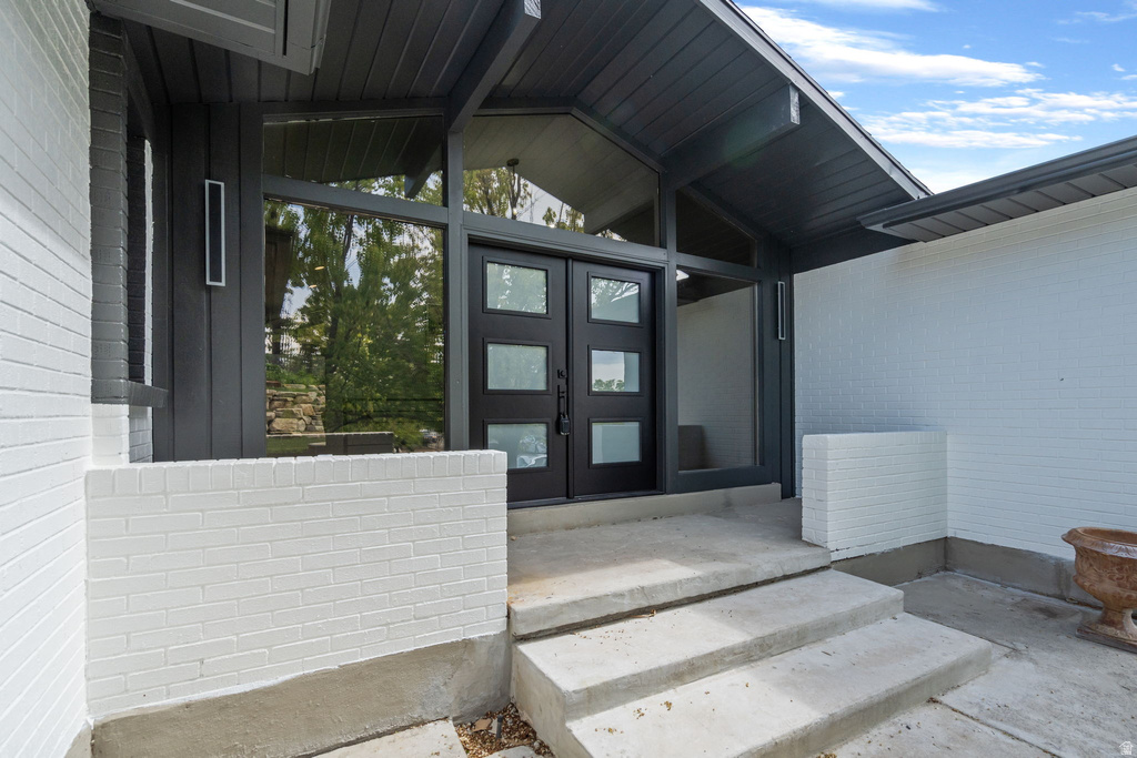 2234 E WILLOW BROOK WAY Sandy, UT 84092