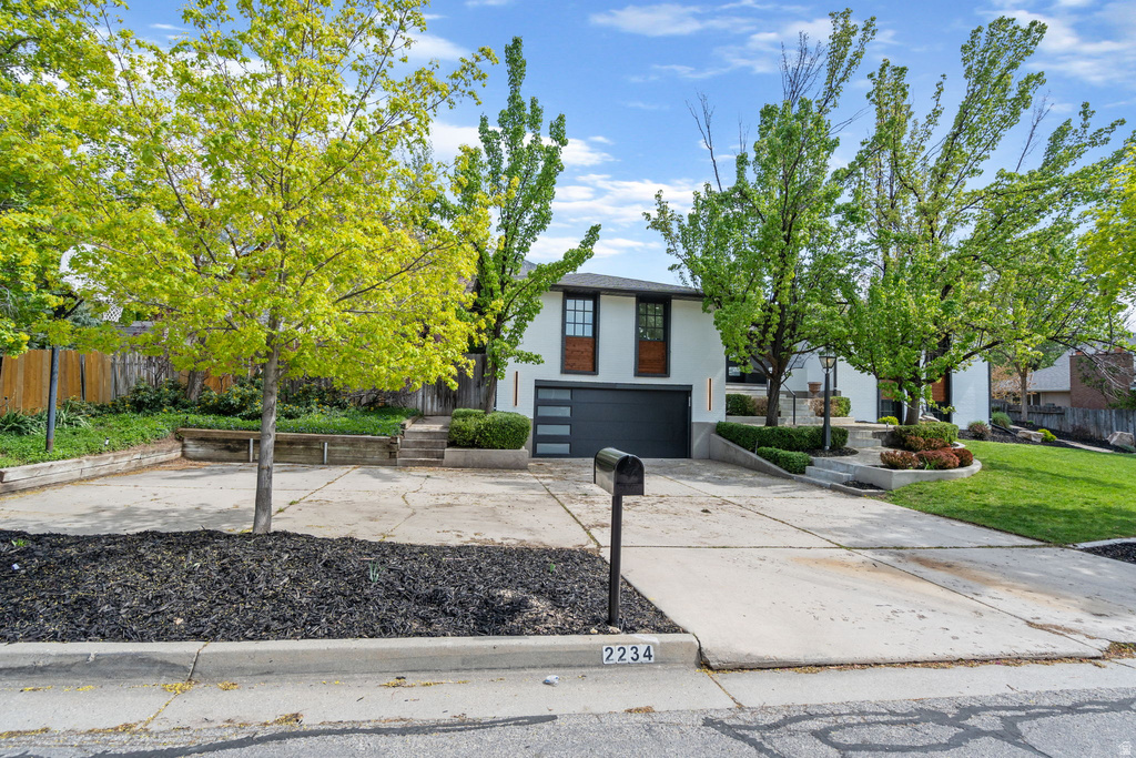 2234 E WILLOW BROOK WAY Sandy, UT 84092