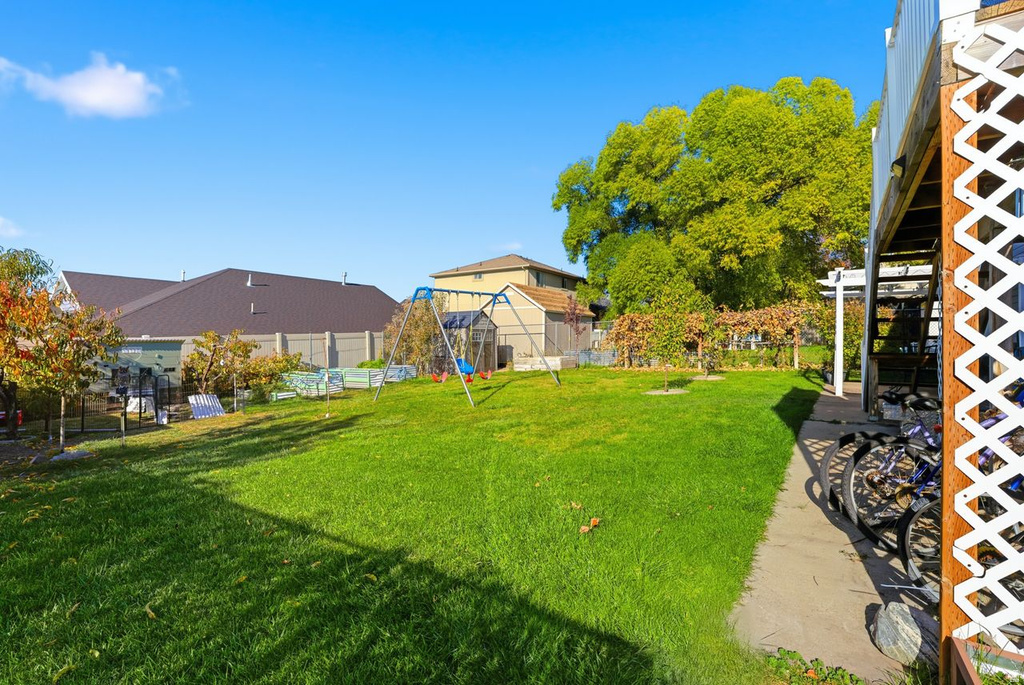424 W CREEKSIDE LN Kaysville, UT 84037