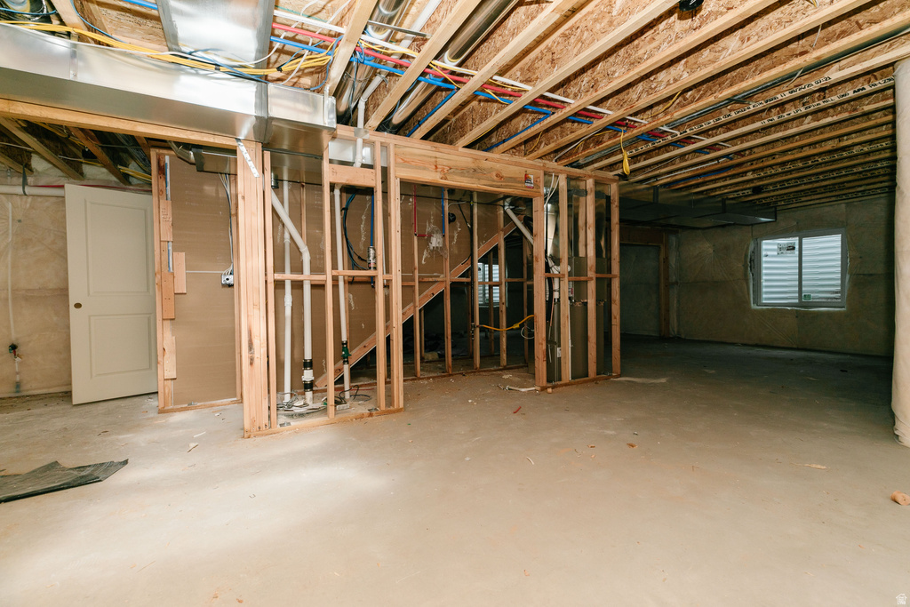 28 N 100 E Hyrum, UT 84319