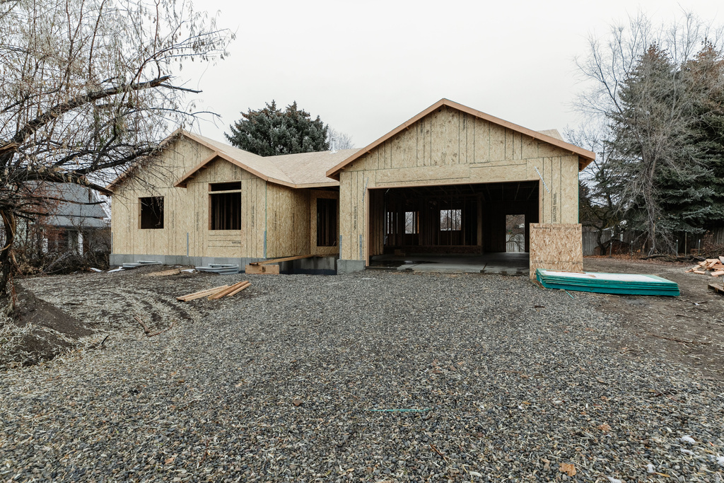 28 N 100 E Hyrum, UT 84319