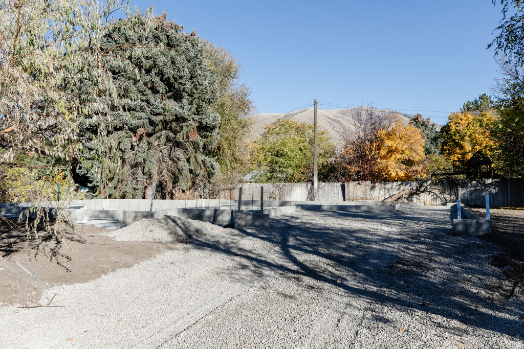 28 N 100 E Hyrum, UT 84319