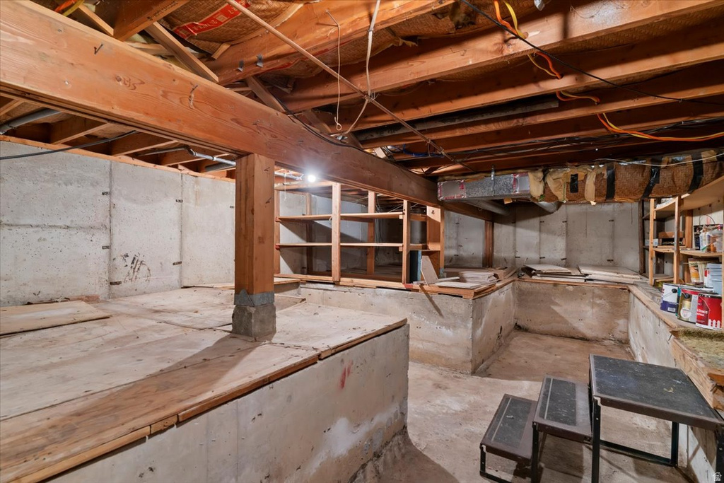 4111 S 5350 W Hooper, UT 84315