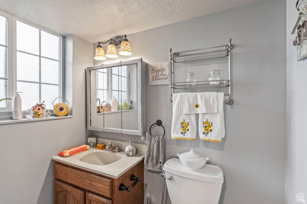 3168 W 1300 N Clinton, UT 84015