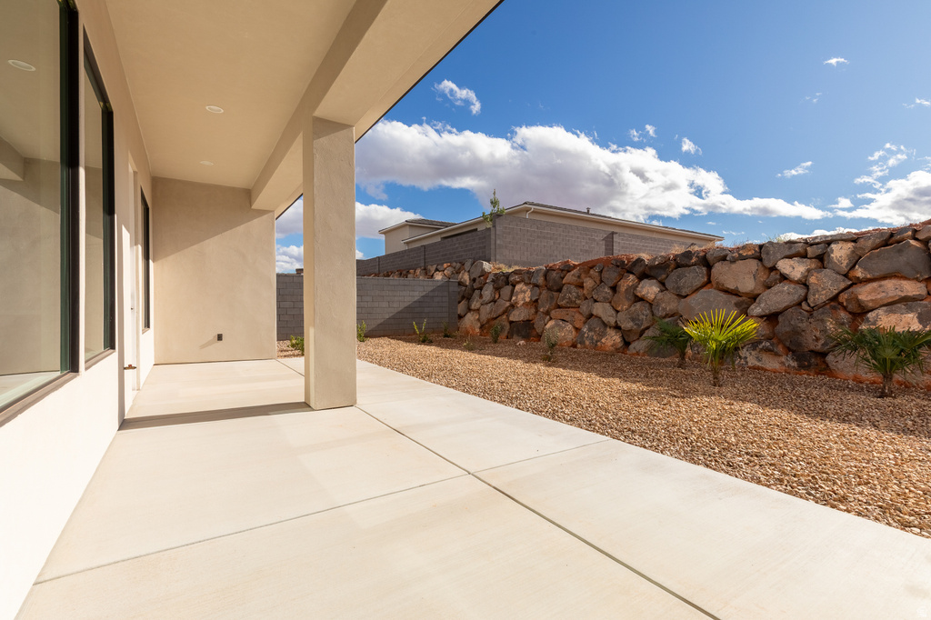 4765 W 1930 S Hurricane, UT 84737