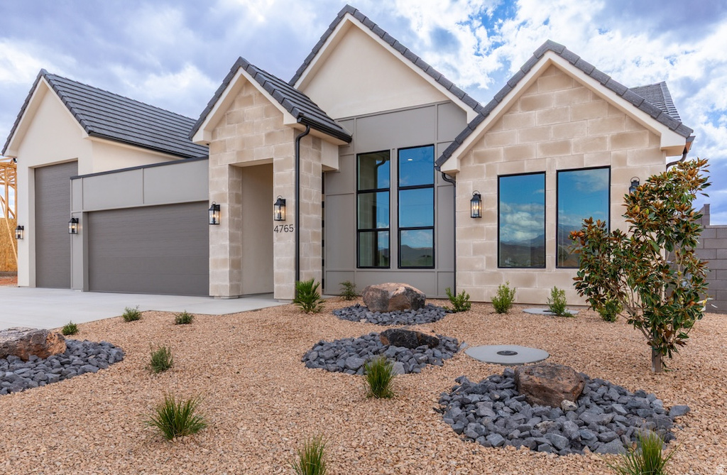 4765 W 1930 S Hurricane, UT 84737