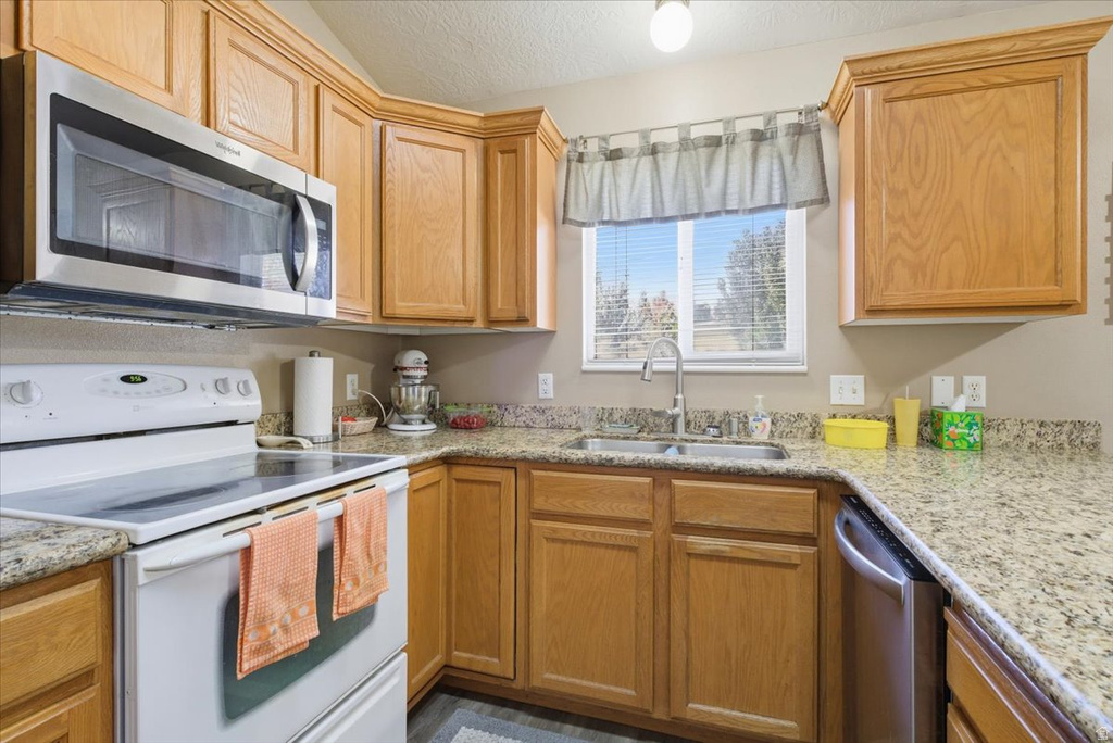 386 S 2390 W Provo, UT 84601