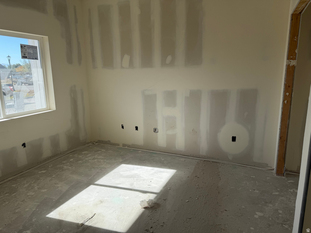 3232 W 375 N #7 West Point, UT 84015