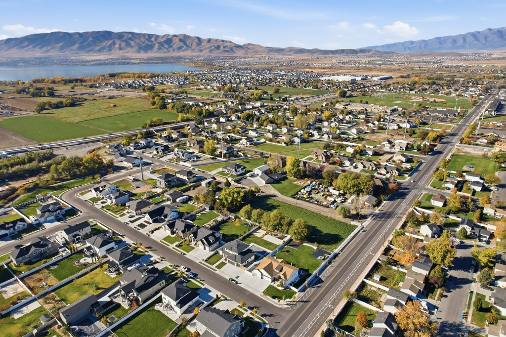 1351 W 700 S Lehi, UT 84043