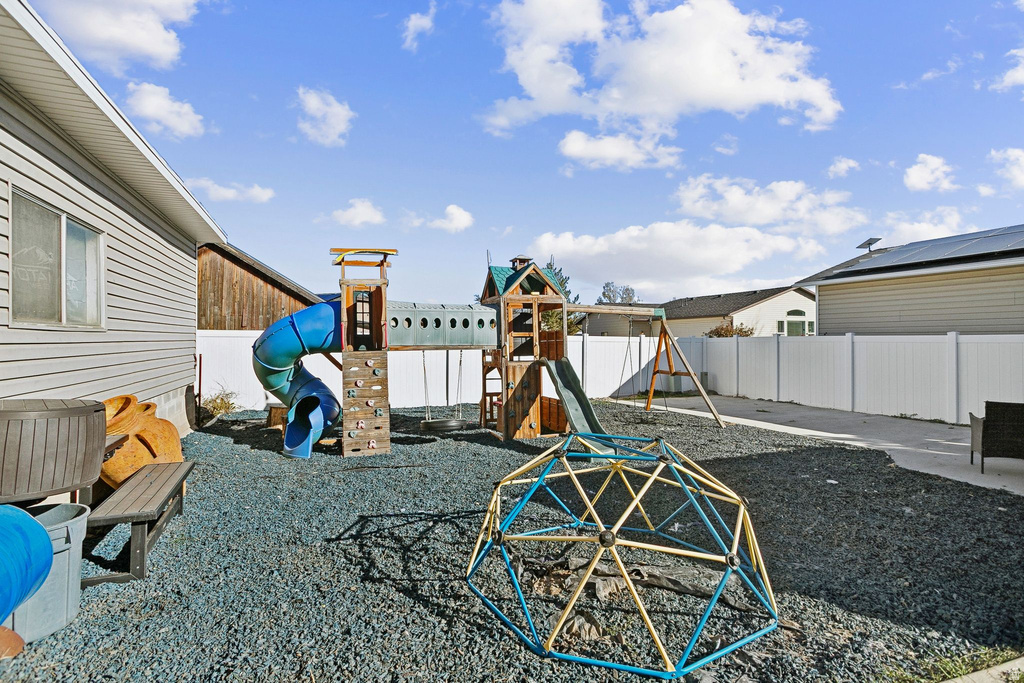 2048 W 12920 S Riverton, UT 84065