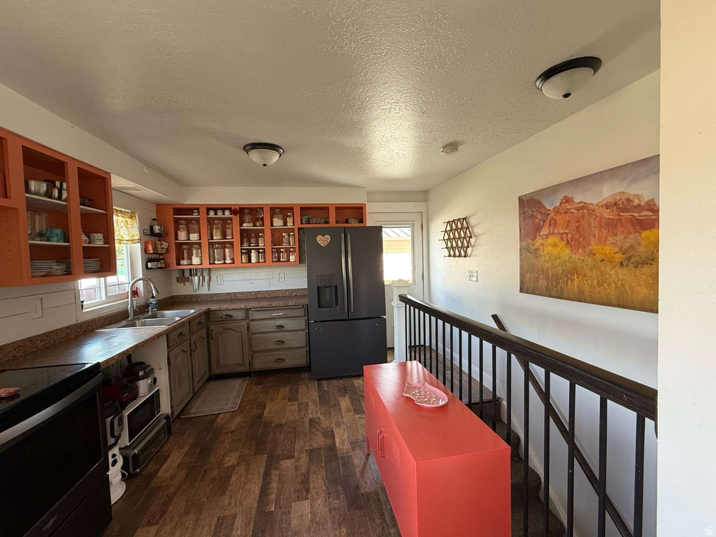 310 W ORANGE AVE Castle Dale, UT 84513