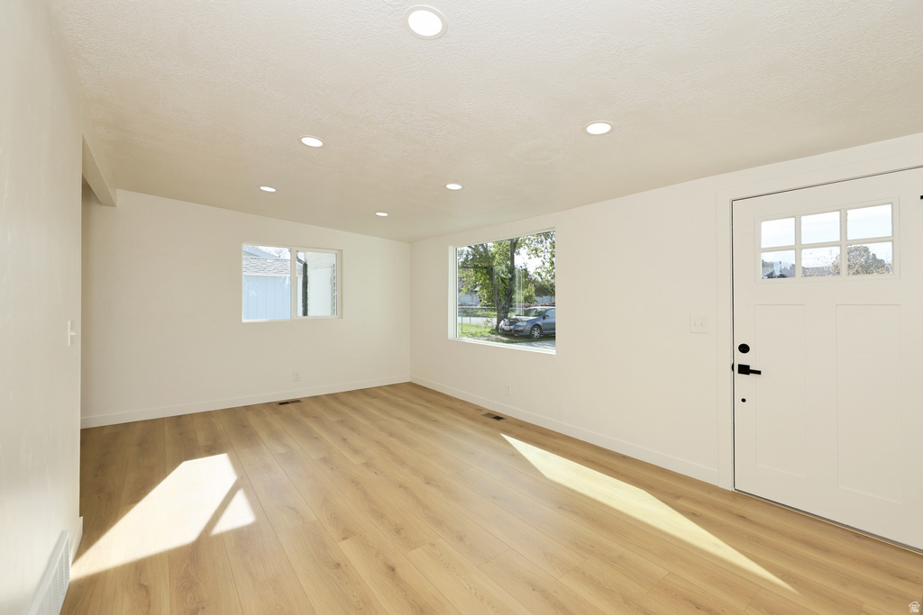 2999 S 2910 W West Valley City, UT 84119