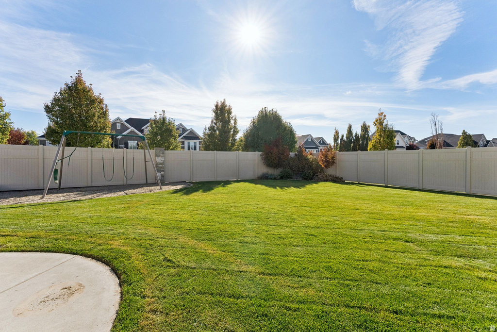 1944 KERRYBROOK DR Kaysville, UT 84037