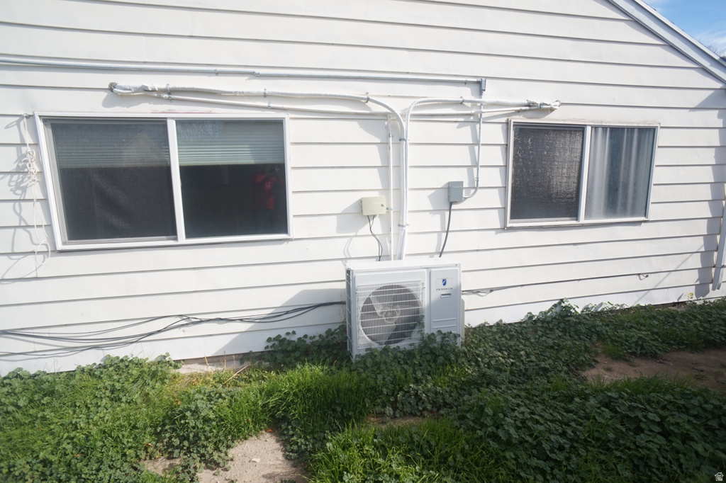 3342 S LYNNBROOK DR Magna, UT 84044