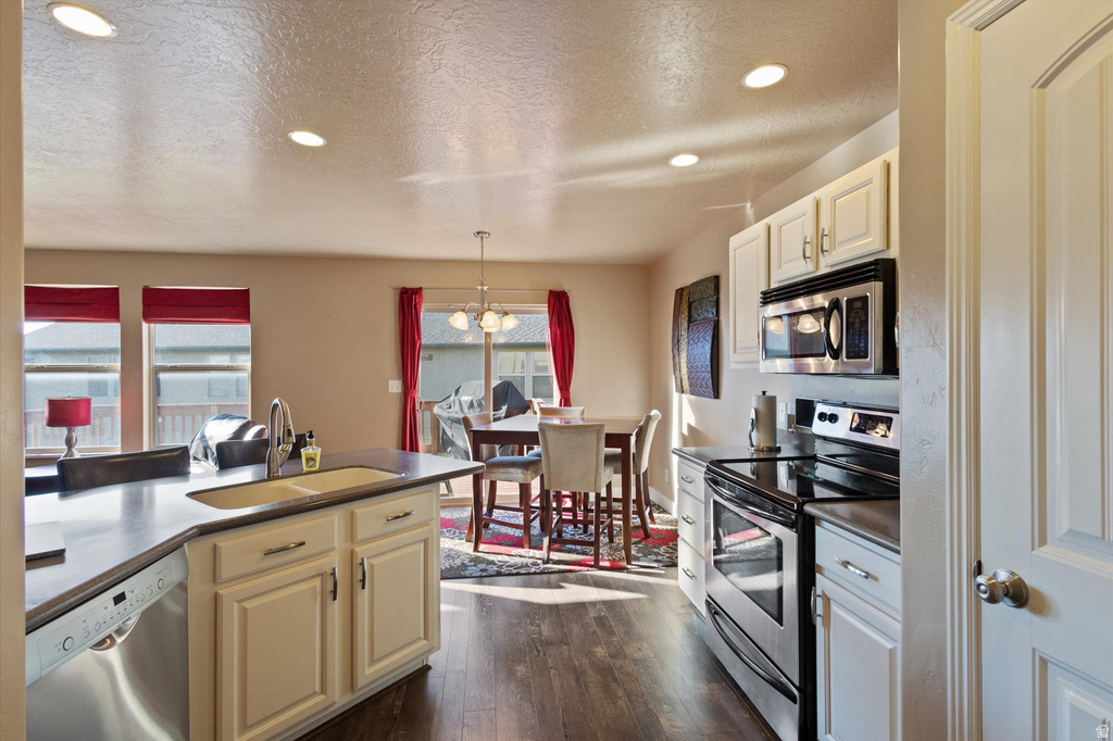 1227 N FIREFLY DR Spanish Fork, UT 84660