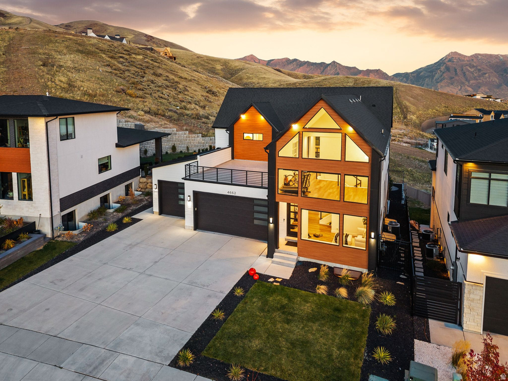 4662  Autumn View Dr