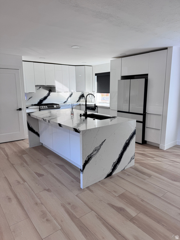 6918 S HARVEST CIR West Jordan, UT 84084