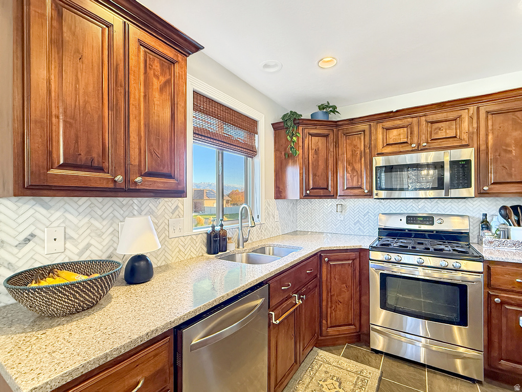 2504 W 1725 S West Haven, UT 84401