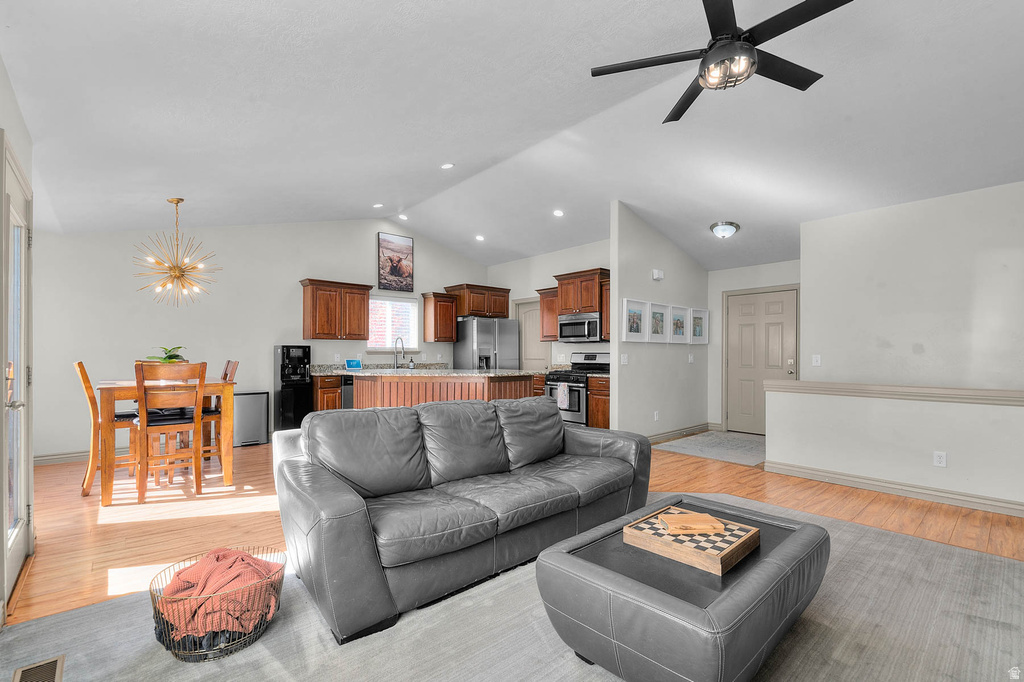 4042 E YAKIMA WAY #2 Eagle Mountain, UT 84005