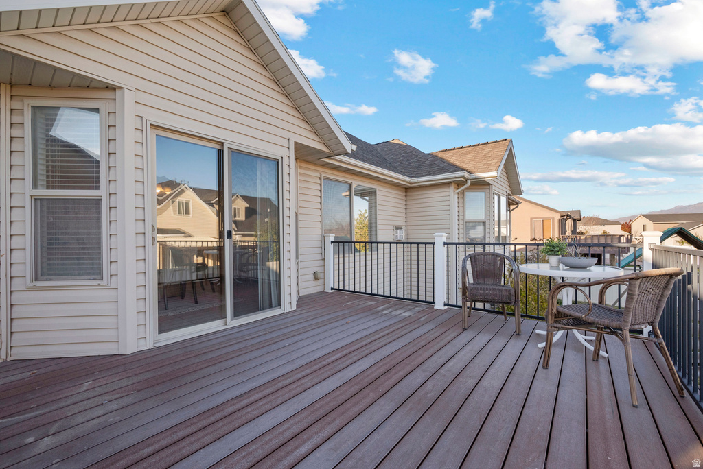 822 N JOSHUA DR Saratoga Springs, UT 84045