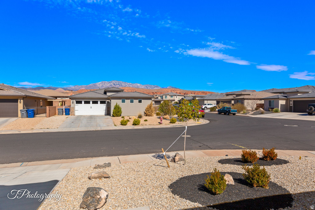 498 E TODD PL Washington, UT 84780