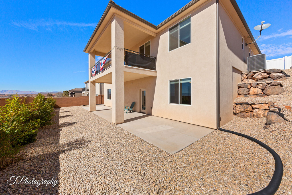 498 E TODD PL Washington, UT 84780