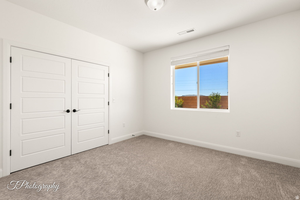498 E TODD PL Washington, UT 84780