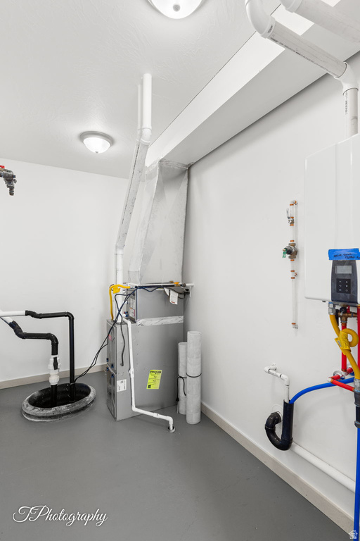 498 E TODD PL Washington, UT 84780