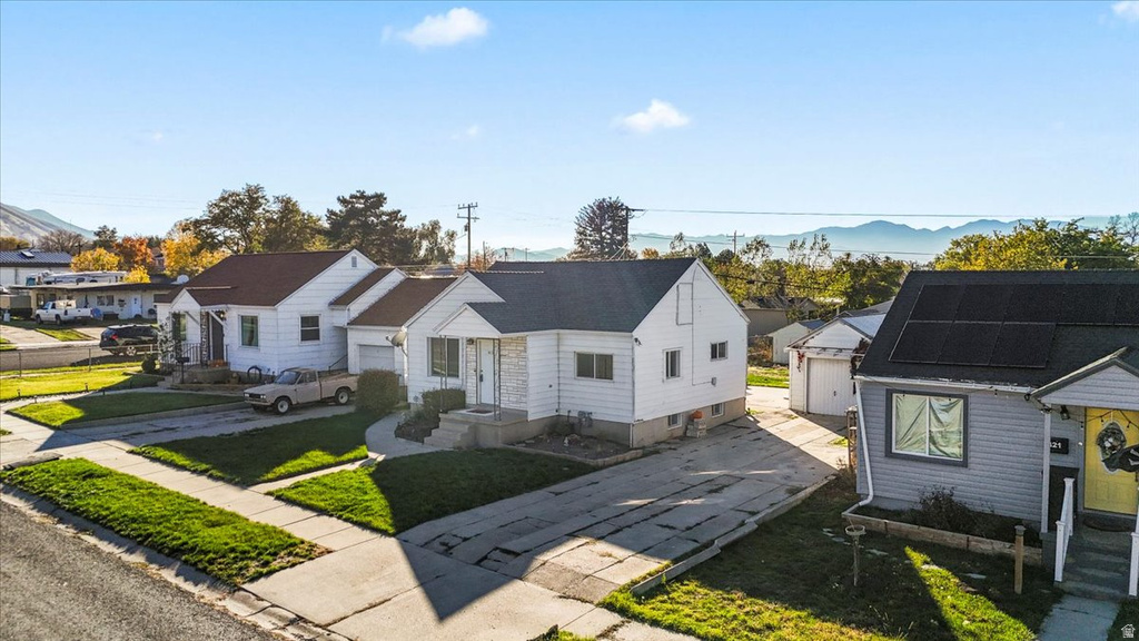 413 N PARKWAY AVE Tooele, UT 84074