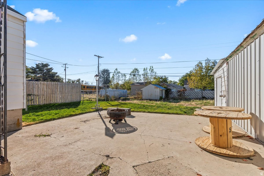 413 N PARKWAY AVE Tooele, UT 84074