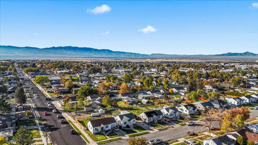 413 N PARKWAY AVE Tooele, UT 84074