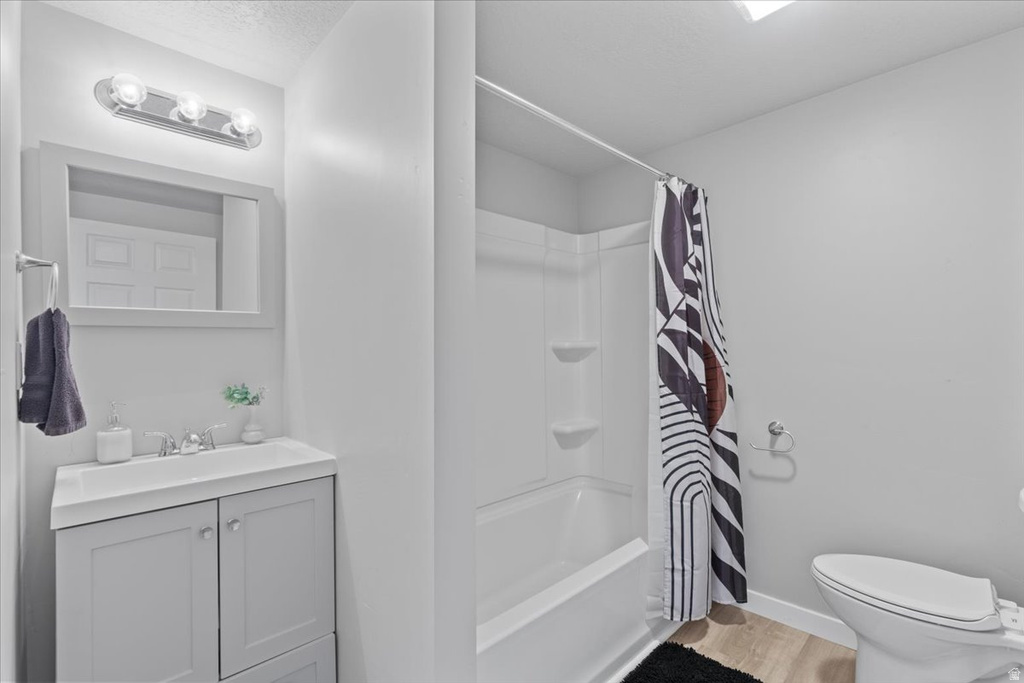 413 N PARKWAY AVE Tooele, UT 84074