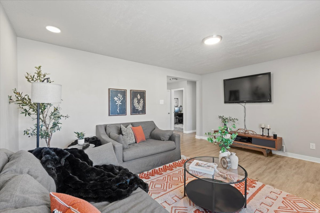 413 N PARKWAY AVE Tooele, UT 84074